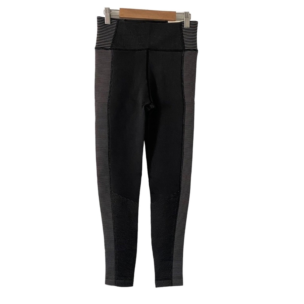 Offline by Aerie Women's Two-Tone 7/8 Length Athletic Leggings S Small New